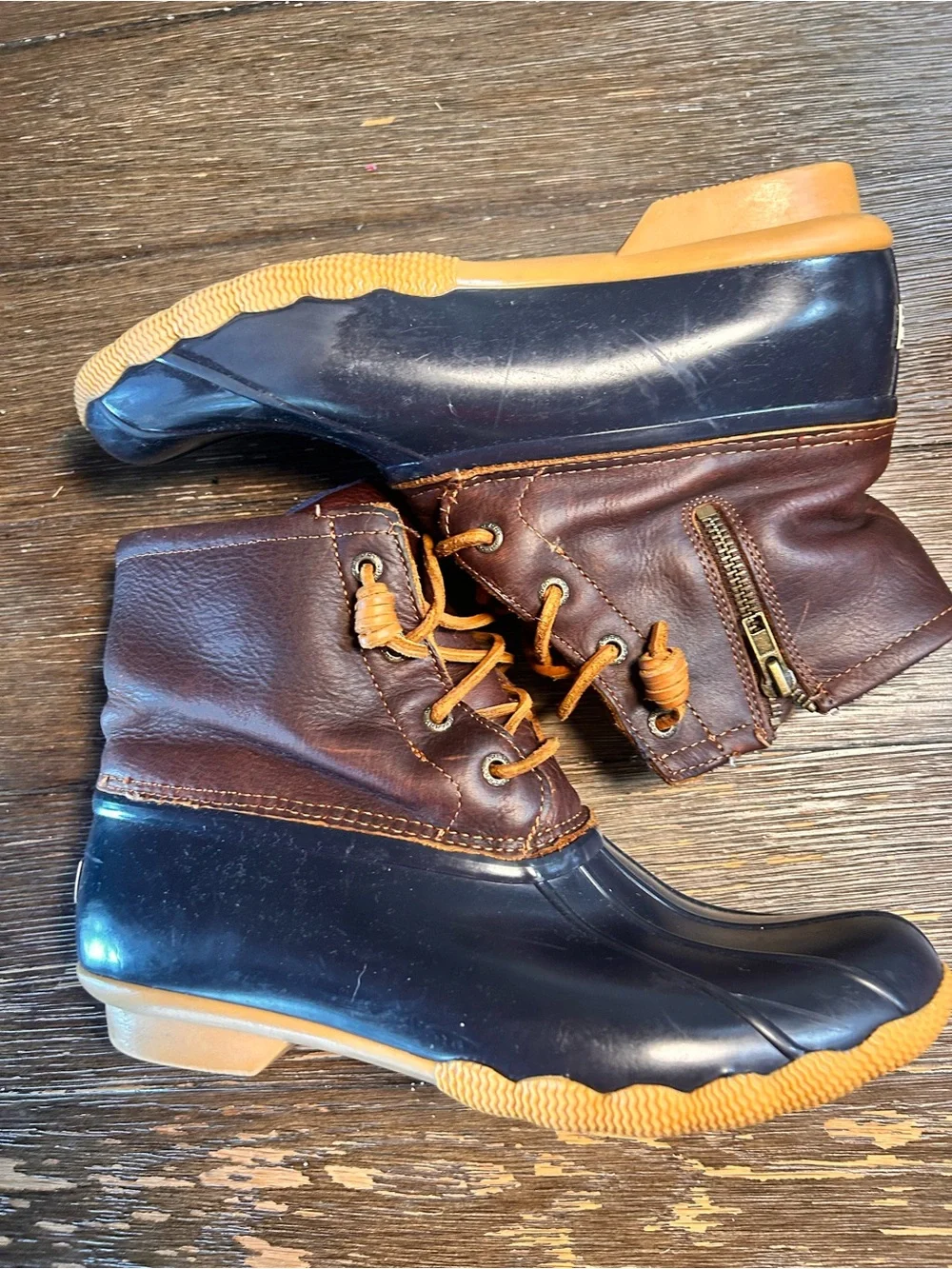 Sperry saltwater duck boots size 9
